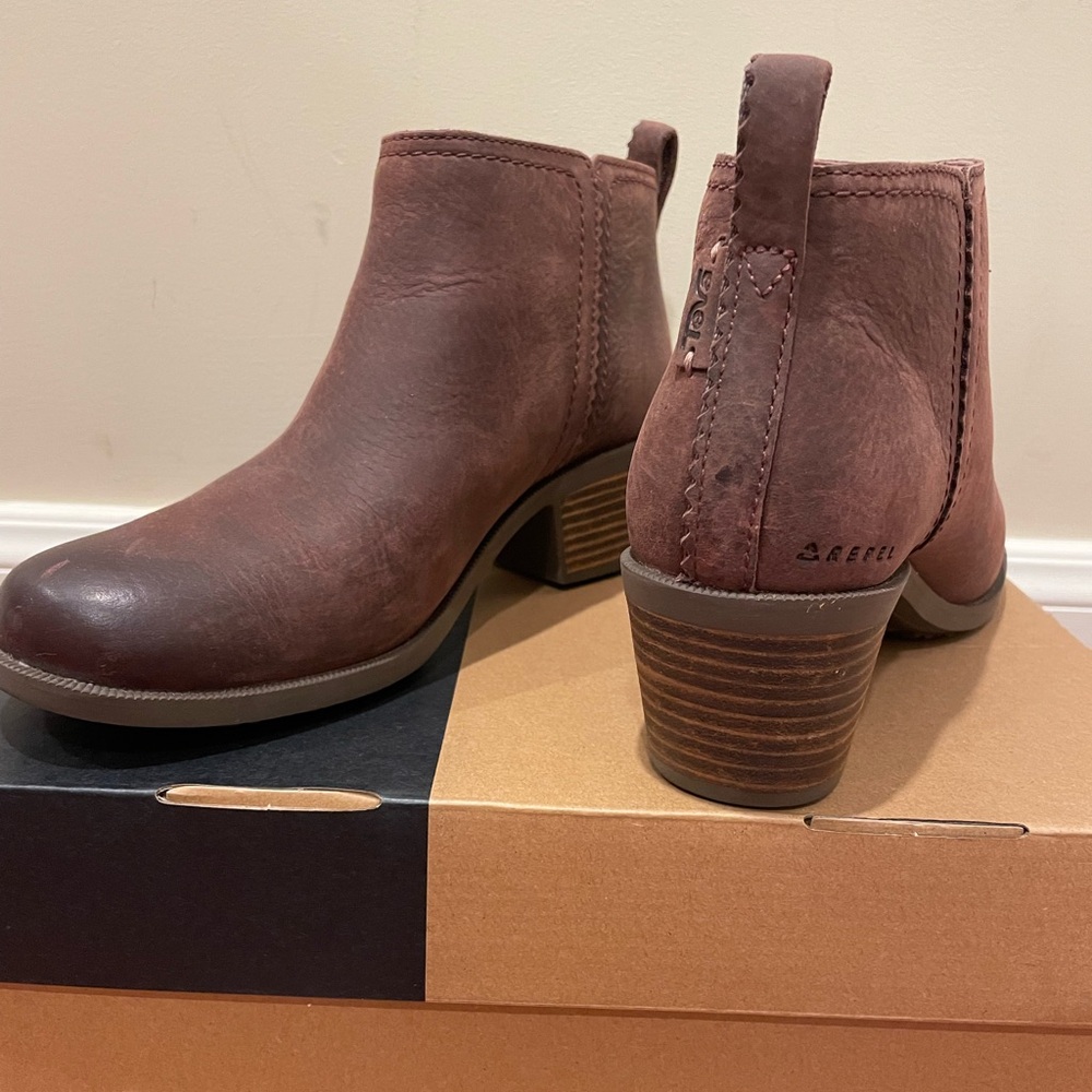 Teva Anaya Waterproof Booties